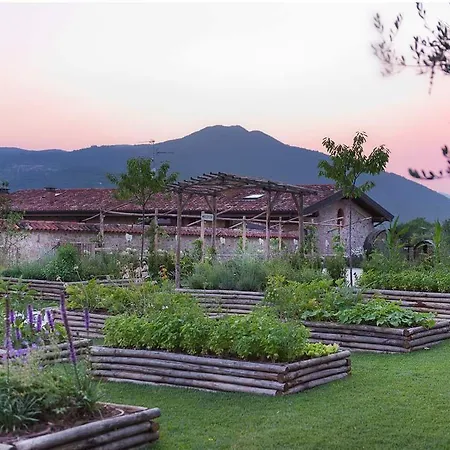 Boutique Dei Campi Hotel 4*